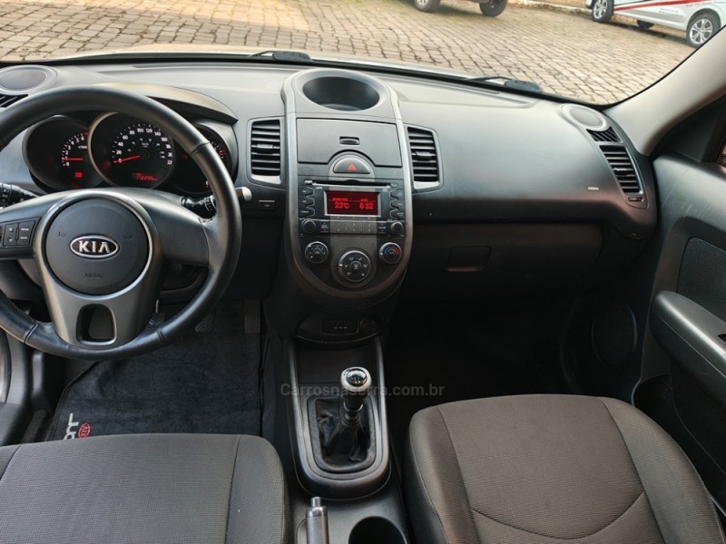 SOUL 1.6 EX 16V GASOLINA 4P MANUAL - 2010 - GUAPORé