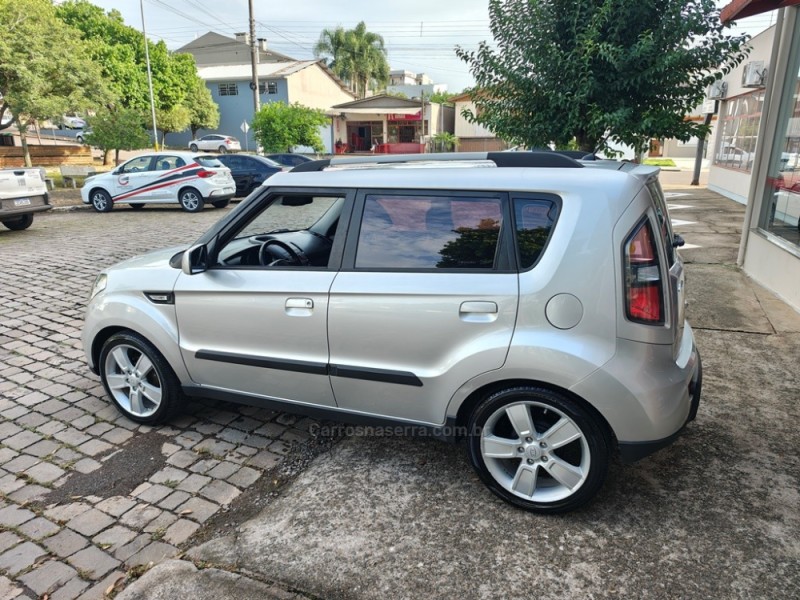 SOUL 1.6 EX 16V GASOLINA 4P MANUAL - 2010 - GUAPORé