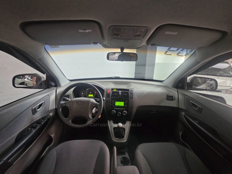 TUCSON 2.0 MPFI GL 16V 142CV 2WD GASOLINA 4P MANUAL - 2009 - CAXIAS DO SUL