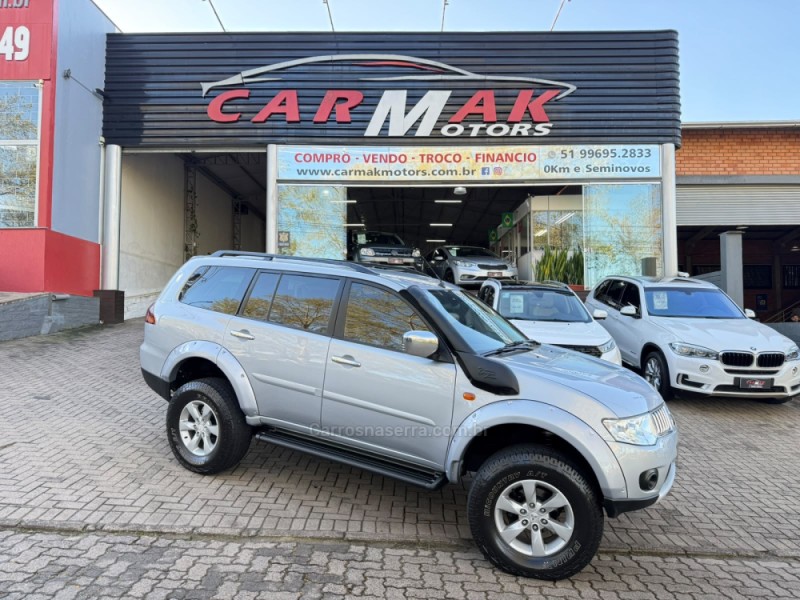 pajero dakar 3.2 hpe 4x4 7 lugares 16v turbo intercooler diesel 4p automatico 2012 dois irmaos