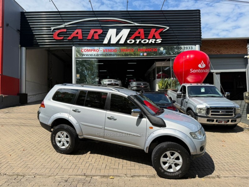 pajero dakar 3.2 hpe 4x4 7 lugares 16v turbo intercooler diesel 4p automatico 2012 dois irmaos