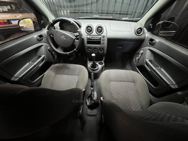 FIESTA 1.0 MPI CLASS 8V FLEX 4P MANUAL - 2007 - CAXIAS DO SUL