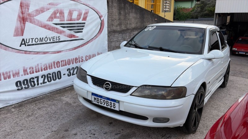 VECTRA 2.2 MPFI GLS 8V GASOLINA 4P MANUAL