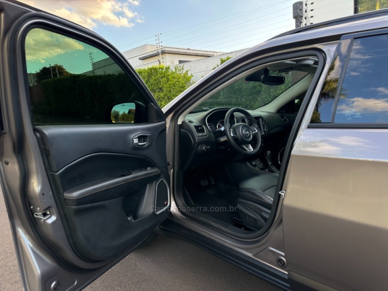 COMPASS 2.0 16V DIESEL LONGITUDE 4X4 AUTOMÁTICO - 2017 - SãO LEOPOLDO