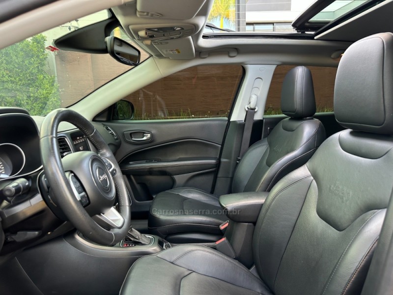 COMPASS 2.0 16V DIESEL LONGITUDE 4X4 AUTOMÁTICO - 2017 - SãO LEOPOLDO