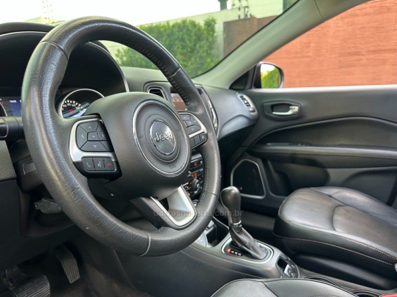 COMPASS 2.0 16V DIESEL LONGITUDE 4X4 AUTOMÁTICO - 2017 - SãO LEOPOLDO