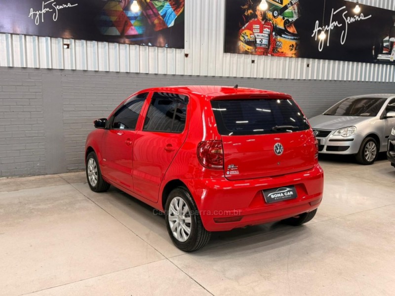 FOX 1.0 ITREND 8V FLEX 4P MANUAL - 2011 - CAXIAS DO SUL