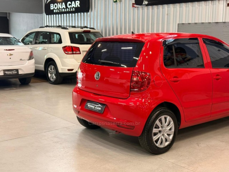 FOX 1.0 ITREND 8V FLEX 4P MANUAL - 2011 - CAXIAS DO SUL