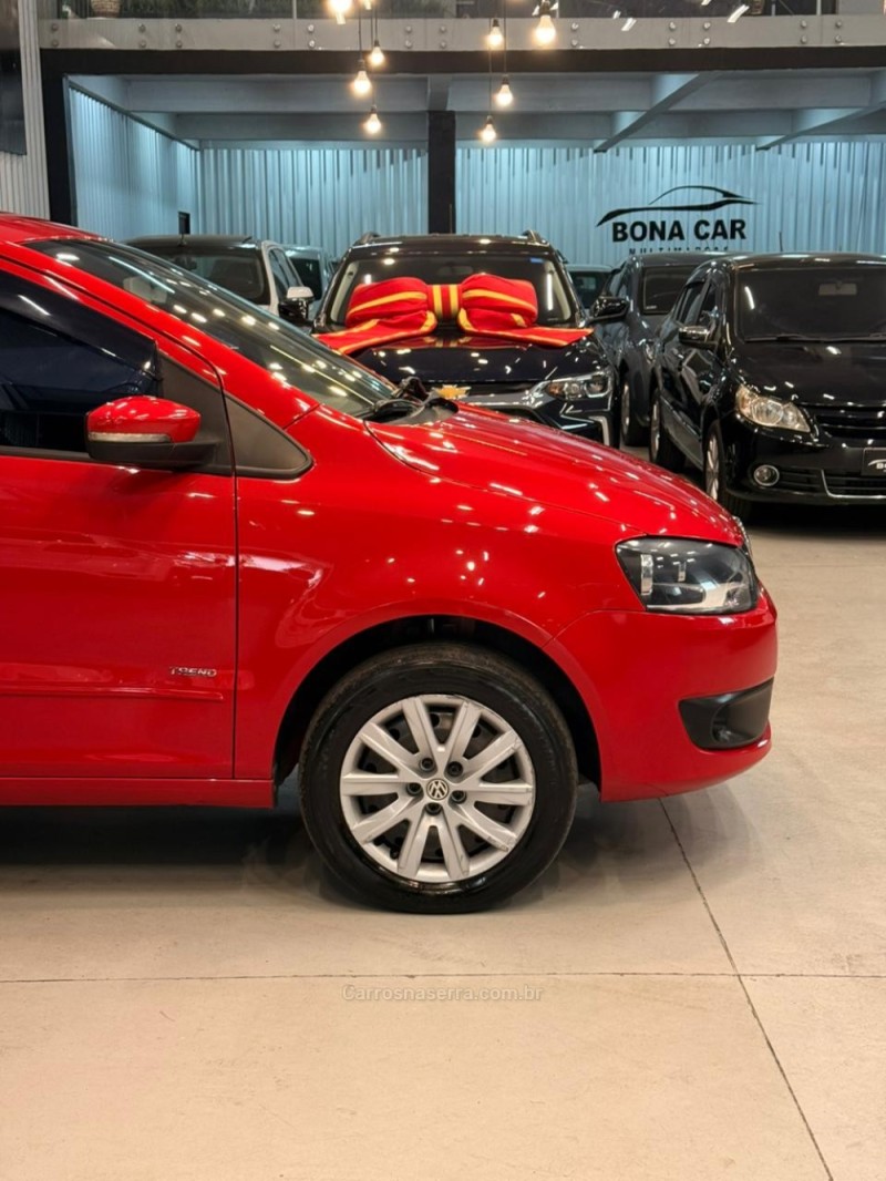 FOX 1.0 ITREND 8V FLEX 4P MANUAL - 2011 - CAXIAS DO SUL