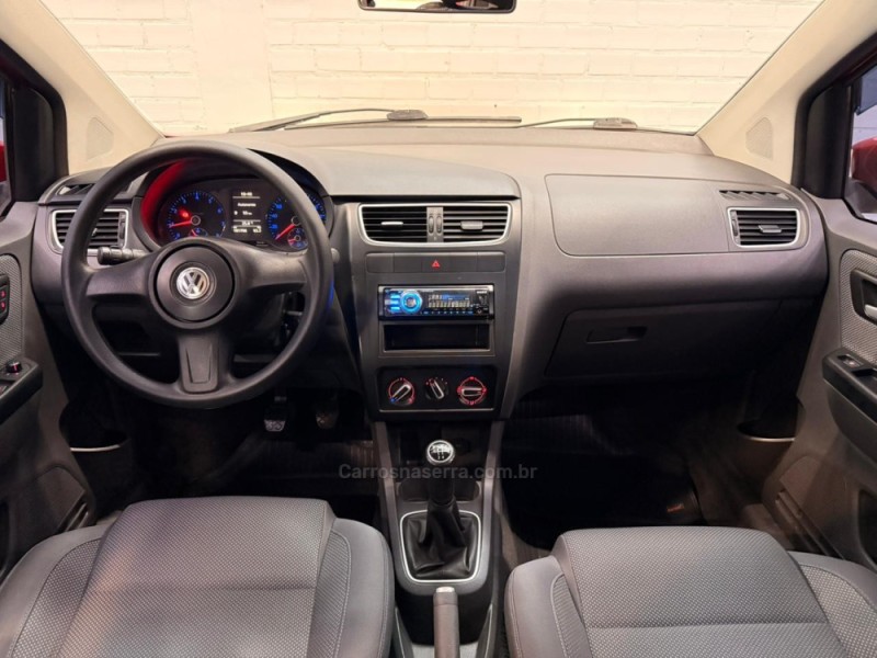 FOX 1.0 ITREND 8V FLEX 4P MANUAL - 2011 - CAXIAS DO SUL