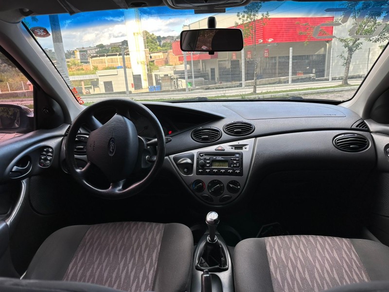 FOCUS 1.6 GLX 8V GASOLINA 4P MANUAL - 2005 - CAXIAS DO SUL