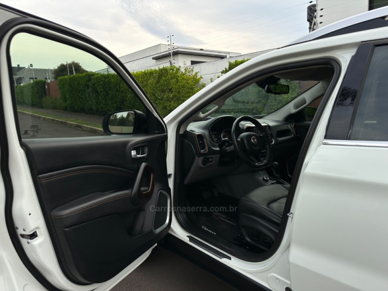 TORO 2.0 16V VOLCANO AT9 4X4 FLEX 4P AUTOMÁTICO - 2018 - SãO LEOPOLDO