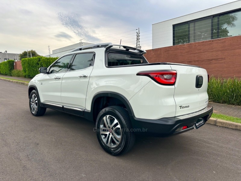 TORO 2.0 16V VOLCANO AT9 4X4 FLEX 4P AUTOMÁTICO - 2018 - SãO LEOPOLDO