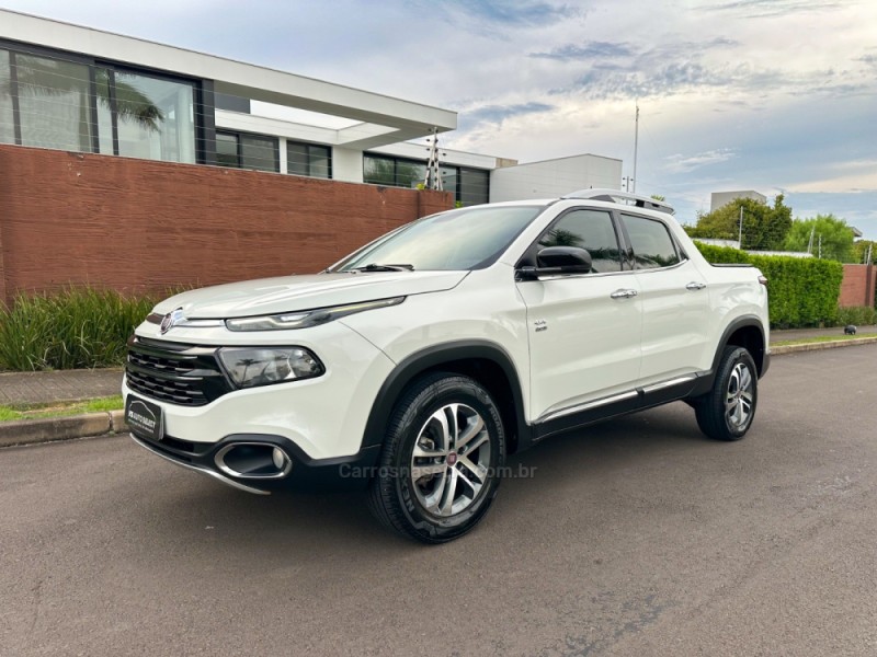 toro 2.0 16v volcano at9 4x4 flex 4p automatico 2018 sao leopoldo