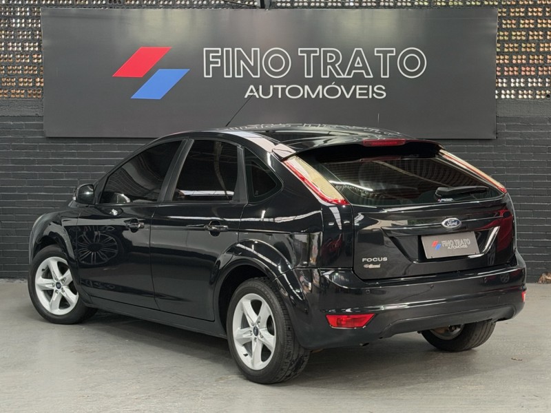 FOCUS 1.6 GLX 8V FLEX 4P MANUAL - 2011 - CAXIAS DO SUL