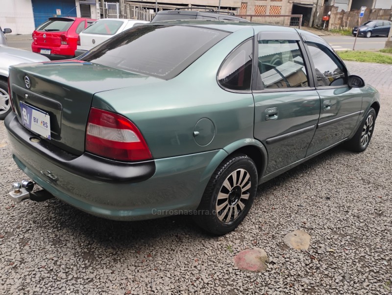 VECTRA 2.2 MPFI GLS 8V GASOLINA 4P MANUAL - 1999 - CAXIAS DO SUL