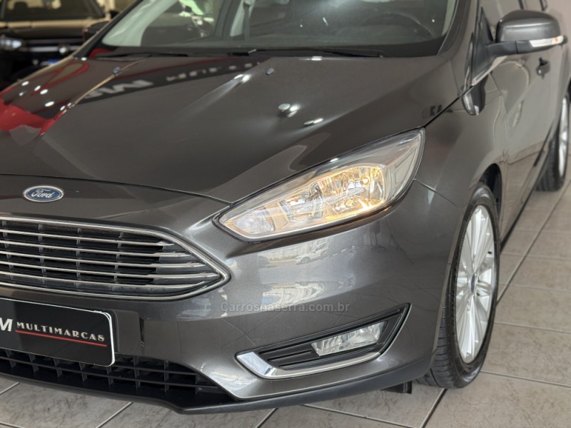 FOCUS 2.0 TITANIUM FASTBACK 16V FLEX 4P AUTOMÁTICO - 2018 - GUAPORé