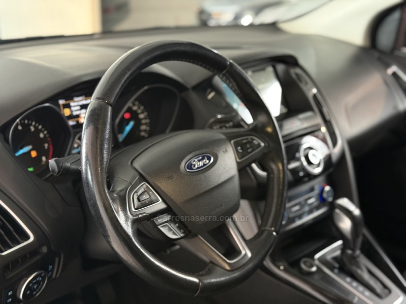 FOCUS 2.0 TITANIUM FASTBACK 16V FLEX 4P AUTOMÁTICO - 2018 - GUAPORé