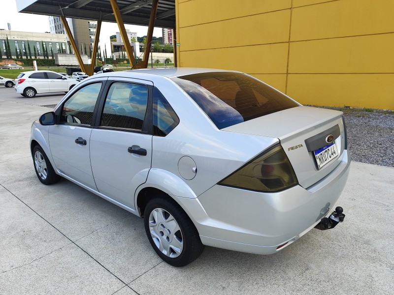 FIESTA 1.0 MPI CLASS 8V FLEX 4P MANUAL - 2013 - FARROUPILHA