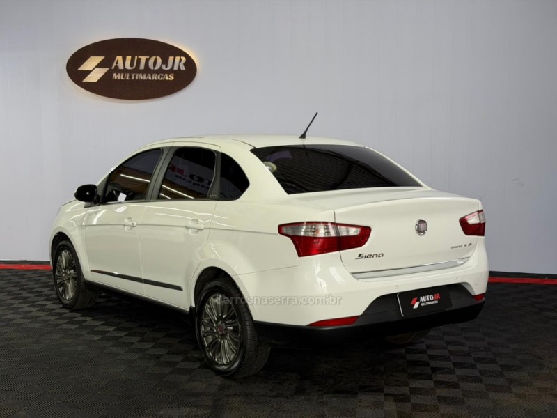 GRAND SIENA 1.6 MPI ESSENCE 16V FLEX 4P MANUAL - 2015 - VACARIA