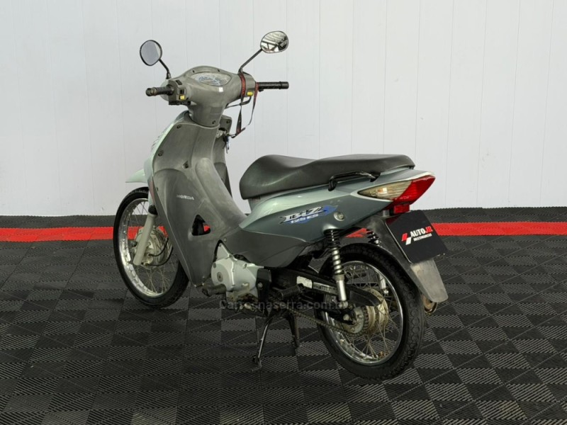 BIZ 125 ES - 2007 - VACARIA