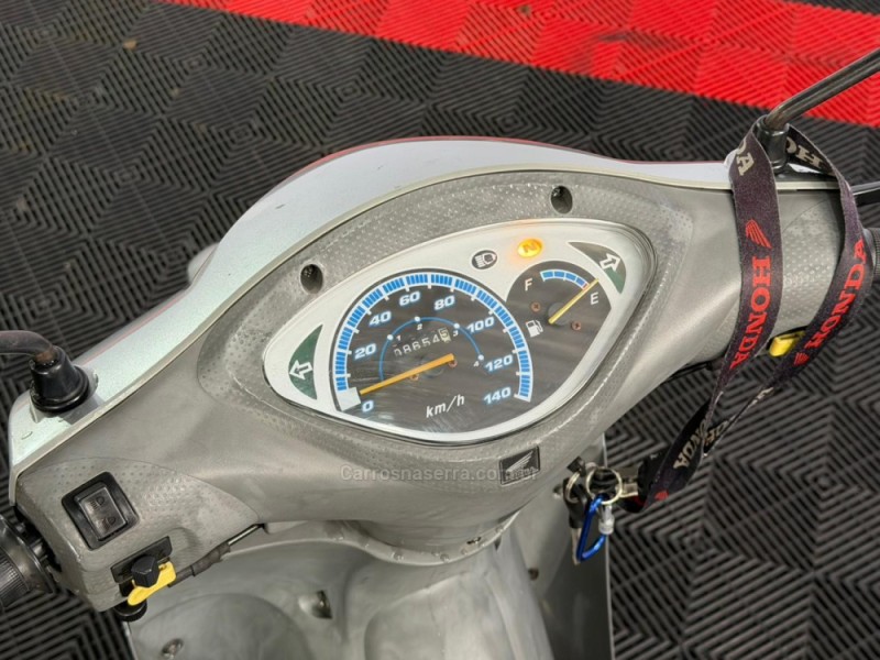 BIZ 125 ES - 2007 - VACARIA