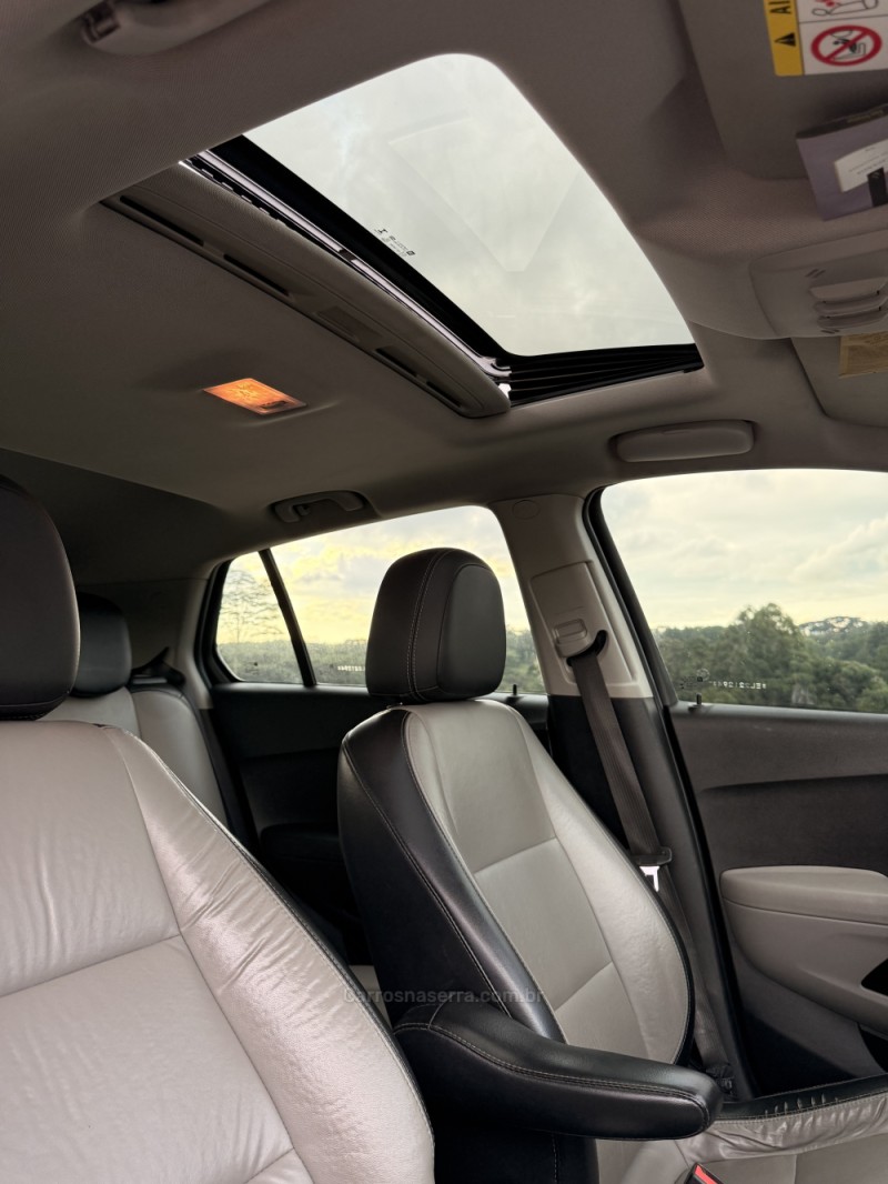 TRACKER 1.8 MPFI LTZ 4X2 16V FLEX 4P AUTOMÁTICO - 2014 - CAXIAS DO SUL