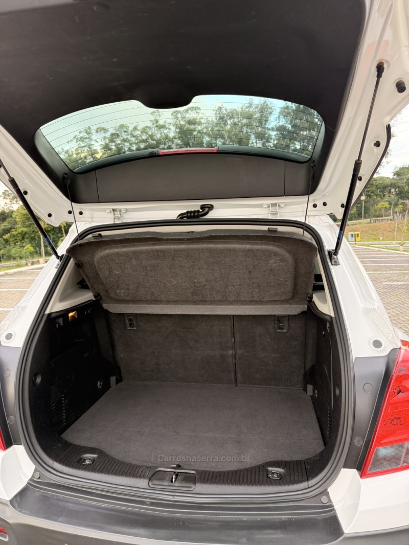 TRACKER 1.8 MPFI LTZ 4X2 16V FLEX 4P AUTOMÁTICO - 2014 - CAXIAS DO SUL