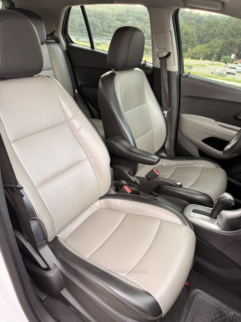 TRACKER 1.8 MPFI LTZ 4X2 16V FLEX 4P AUTOMÁTICO - 2014 - CAXIAS DO SUL