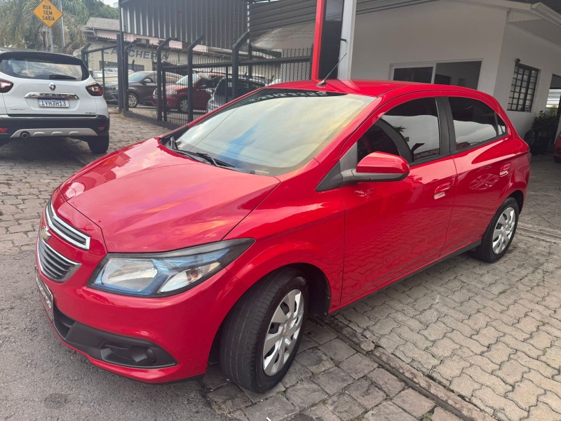 ONIX 1.4 MPFI LT 8V FLEX 4P MANUAL - 2015 - CAXIAS DO SUL