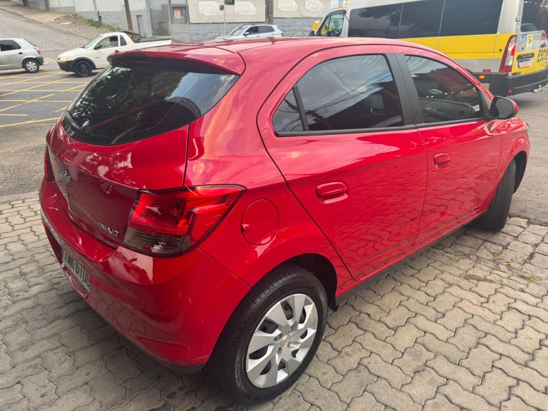 ONIX 1.4 MPFI LT 8V FLEX 4P MANUAL - 2015 - CAXIAS DO SUL