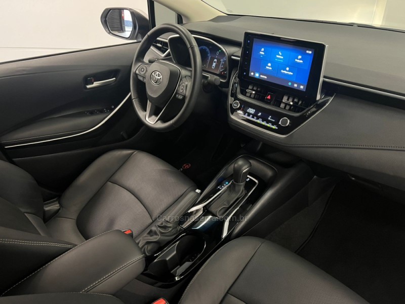 COROLLA 2.0 XEI 16V FLEX 4P AUTOMÁTICO - 2024 - FLORES DA CUNHA