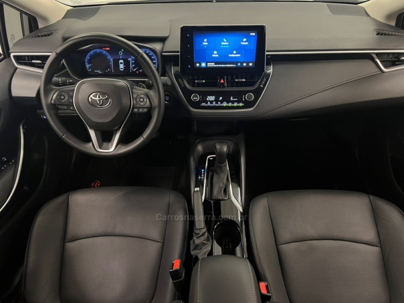 COROLLA 2.0 XEI 16V FLEX 4P AUTOMÁTICO - 2024 - FLORES DA CUNHA
