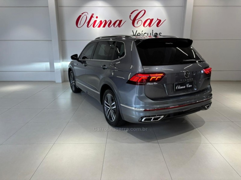 TIGUAN 2.0 ALLSPACE R-LINE 300 TSI GASOLINA 4P AUTOMÁTICO - 2024 - FLORES DA CUNHA