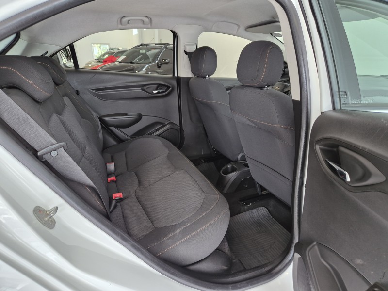 ONIX 1.4 MPFI LTZ 8V FLEX 4P MANUAL - 2015 - BENTO GONçALVES