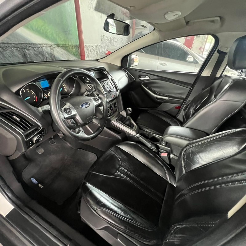 FOCUS 1.6 SE 8V FLEX 4P MANUAL - 2015 - CAXIAS DO SUL