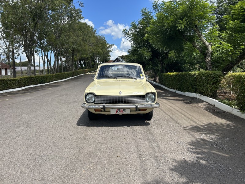 BELINA 1.4 8V GASOLINA 2P MANUAL - 1977 - NOVA PRATA