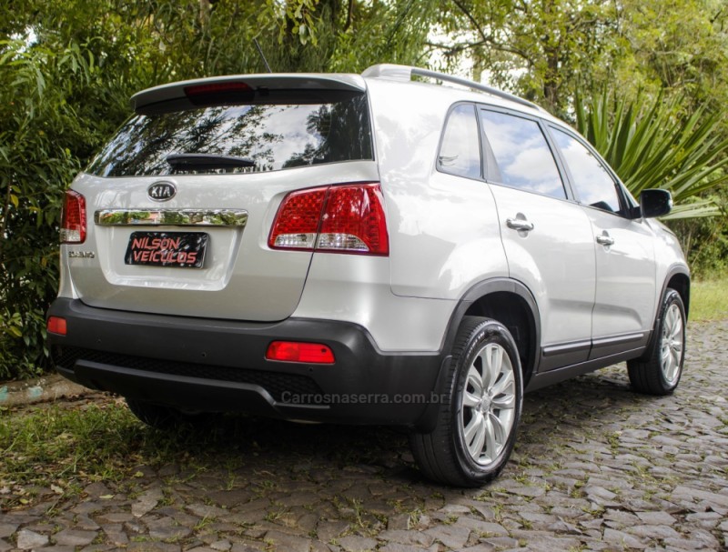 SORENTO 2.4 EX2 4X2 16V GASOLINA 4P AUTOMÁTICO - 2012 - NOVO HAMBURGO