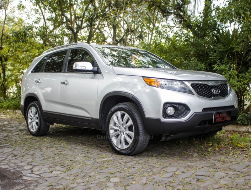 SORENTO 2.4 EX2 4X2 16V GASOLINA 4P AUTOMÁTICO - 2012 - NOVO HAMBURGO