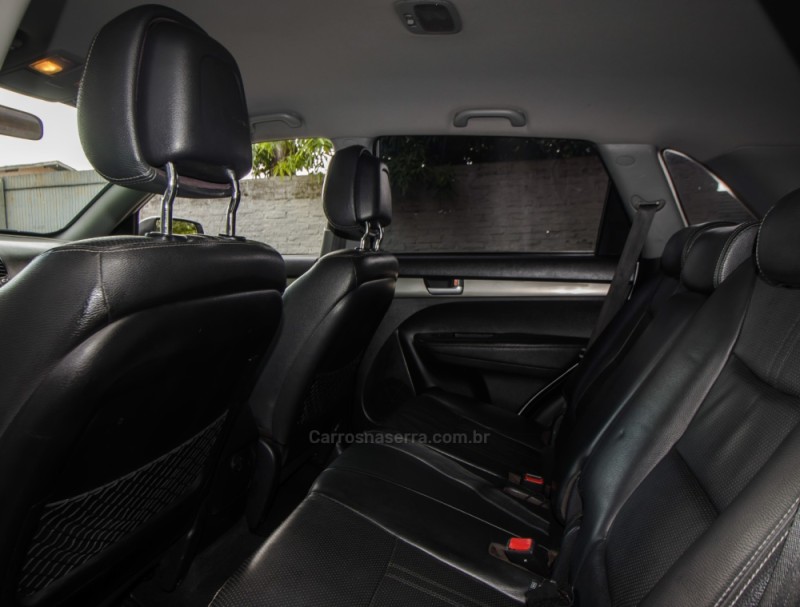 SORENTO 2.4 EX2 4X2 16V GASOLINA 4P AUTOMÁTICO - 2012 - NOVO HAMBURGO