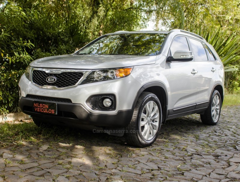 SORENTO 2.4 EX2 4X2 16V GASOLINA 4P AUTOMÁTICO