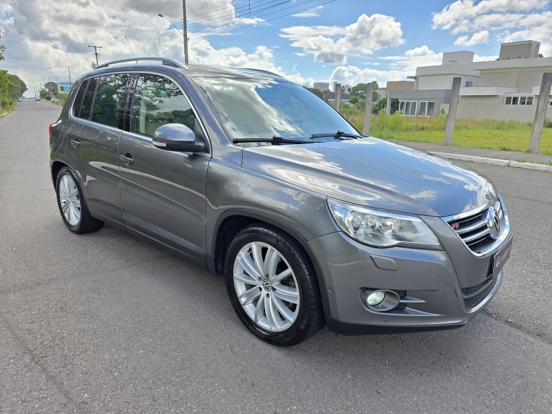 TIGUAN 2.0 FSI 16V TURBO GASOLINA 4P TIPTRONIC - 2011 - BENTO GONçALVES