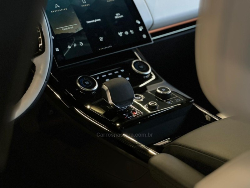 RANGE ROVER 4.4 HSE 4X4 V8 32V GASOLINA 4P AUTOMÁTICO - 2023 - CAXIAS DO SUL