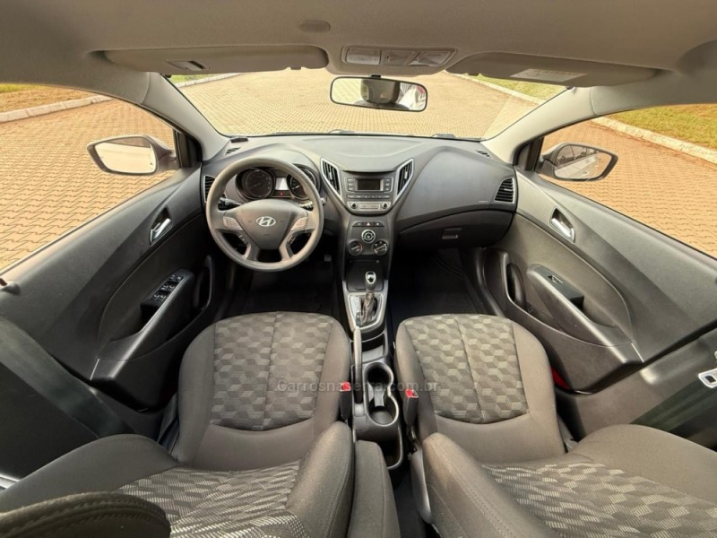 HB20 1.6 COMFORT PLUS 16V FLEX 4P AUTOMÁTICO - 2016 - IVOTI