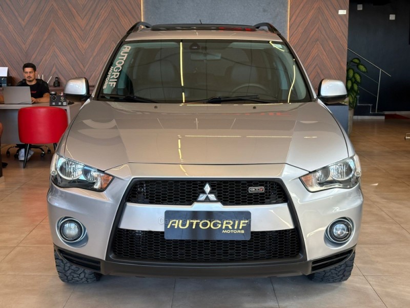 OUTLANDER 3.0 GT4 4X4 V6 24V GASOLINA 4P AUTOMÁTICO - 2011 - CAMPO BOM