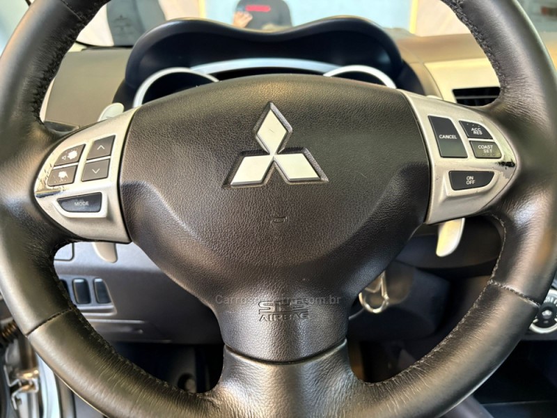 OUTLANDER 3.0 GT4 4X4 V6 24V GASOLINA 4P AUTOMÁTICO - 2011 - CAMPO BOM