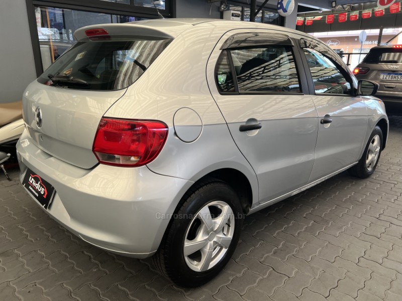 GOL 1.0 MI TREND 8V FLEX 4P MANUAL - 2015 - DOIS IRMãOS