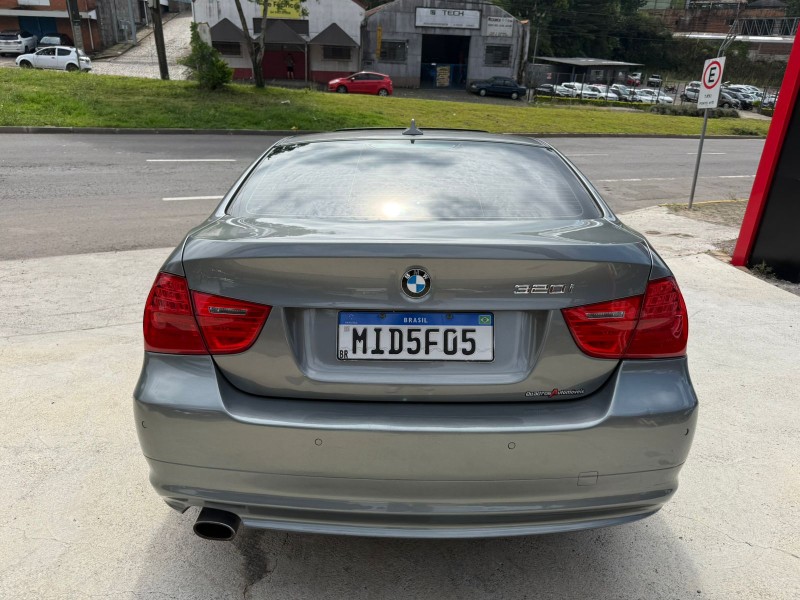 320I 2.0 TOP 16V GASOLINA 4P AUTOMÁTICO - 2010 - CAXIAS DO SUL