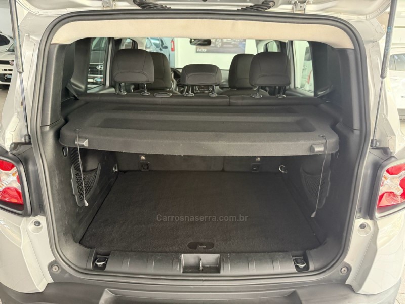 RENEGADE 1.8 16V FLEX SPORT 4P MANUAL - 2017 - NOVO HAMBURGO