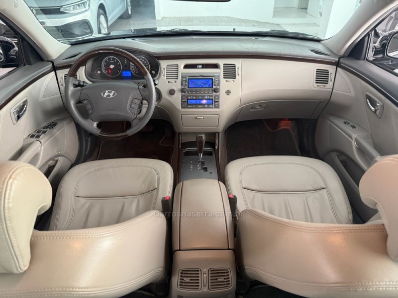 AZERA 3.3 MPFI GLS SEDAN V6 24V GASOLINA 4P AUTOMÁTICO - 2011 - NOVO HAMBURGO